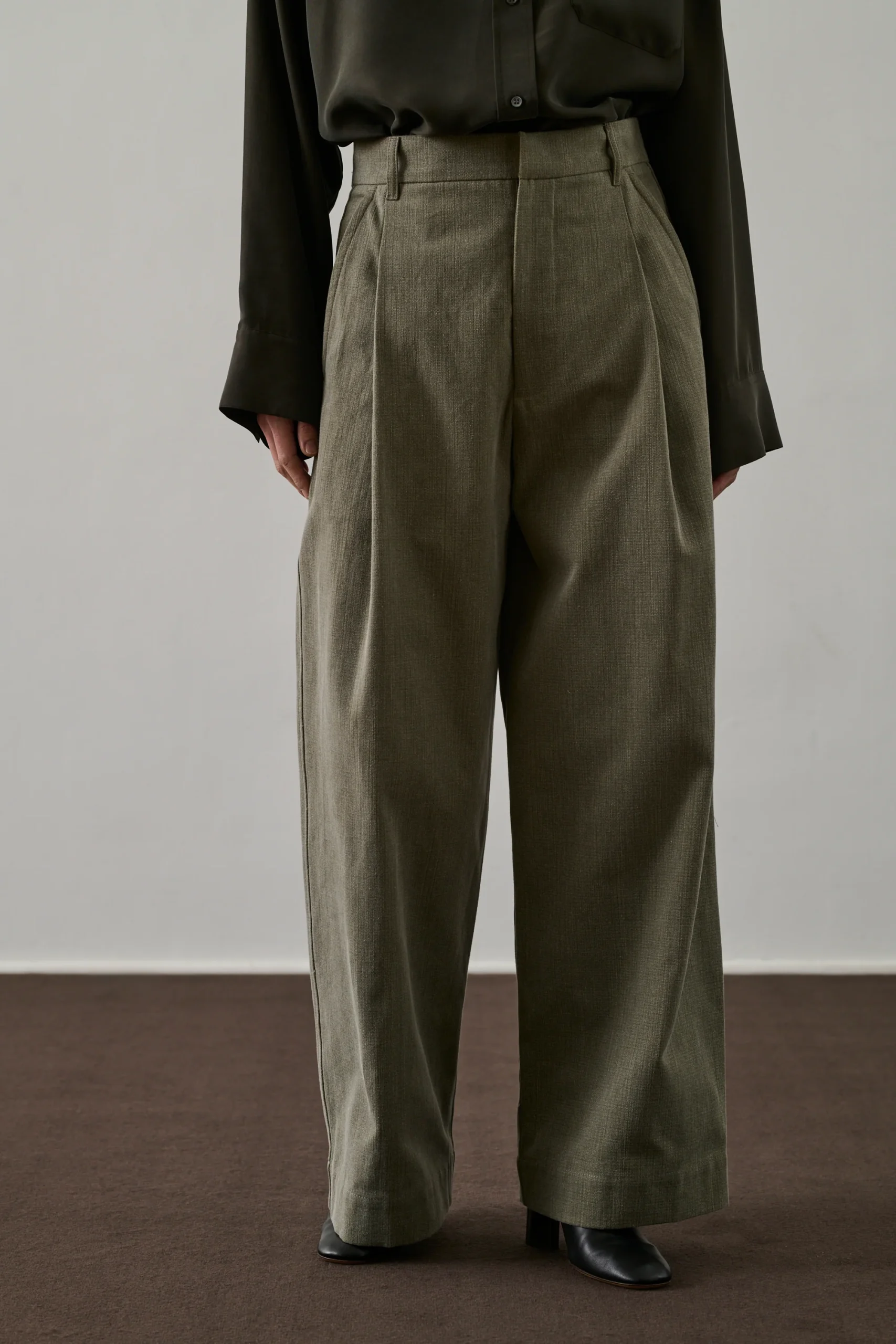 PANTALON DEVY KAKI – Image 3
