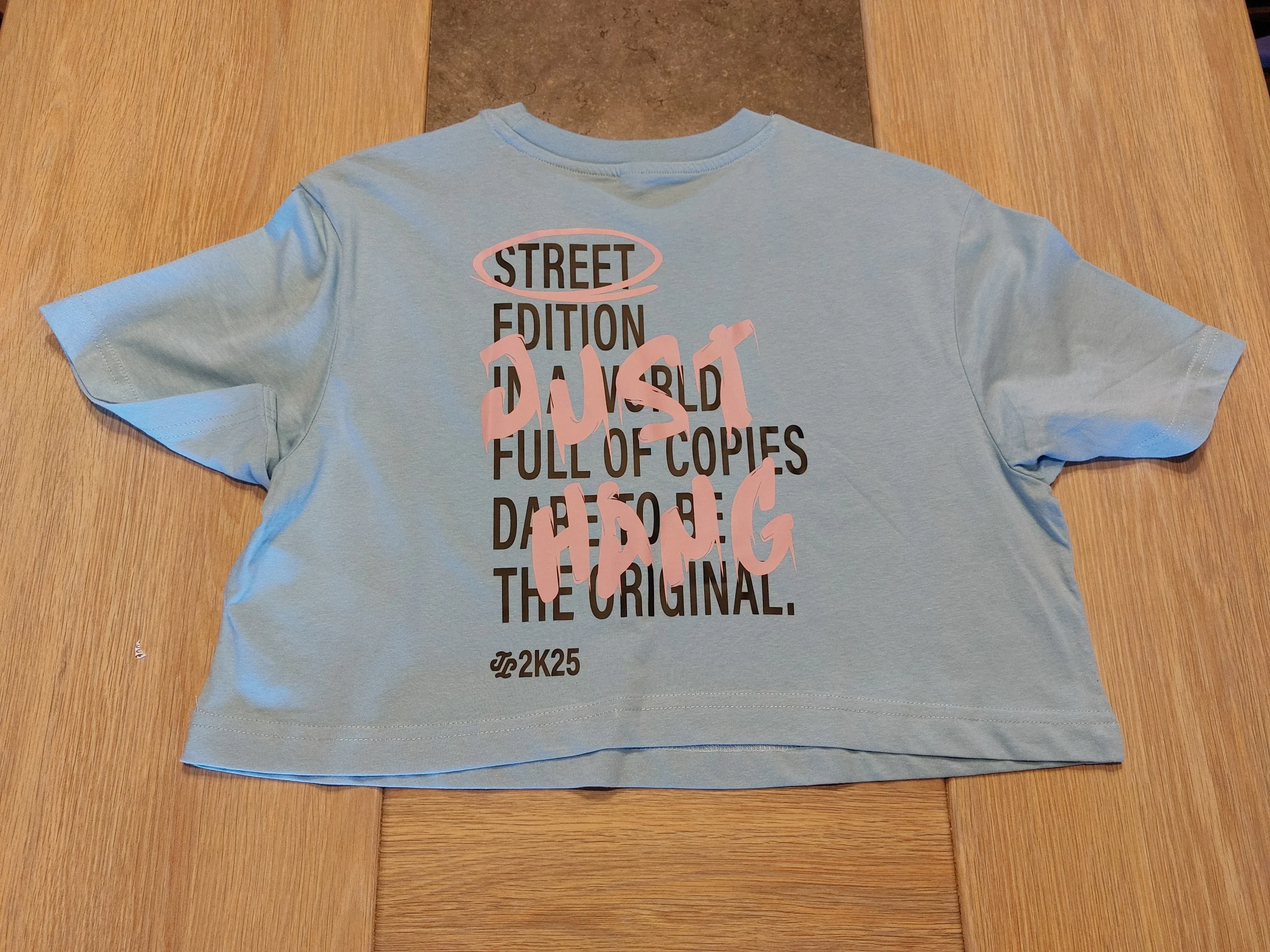 JUST HANG - Crop Top "Street Edition"