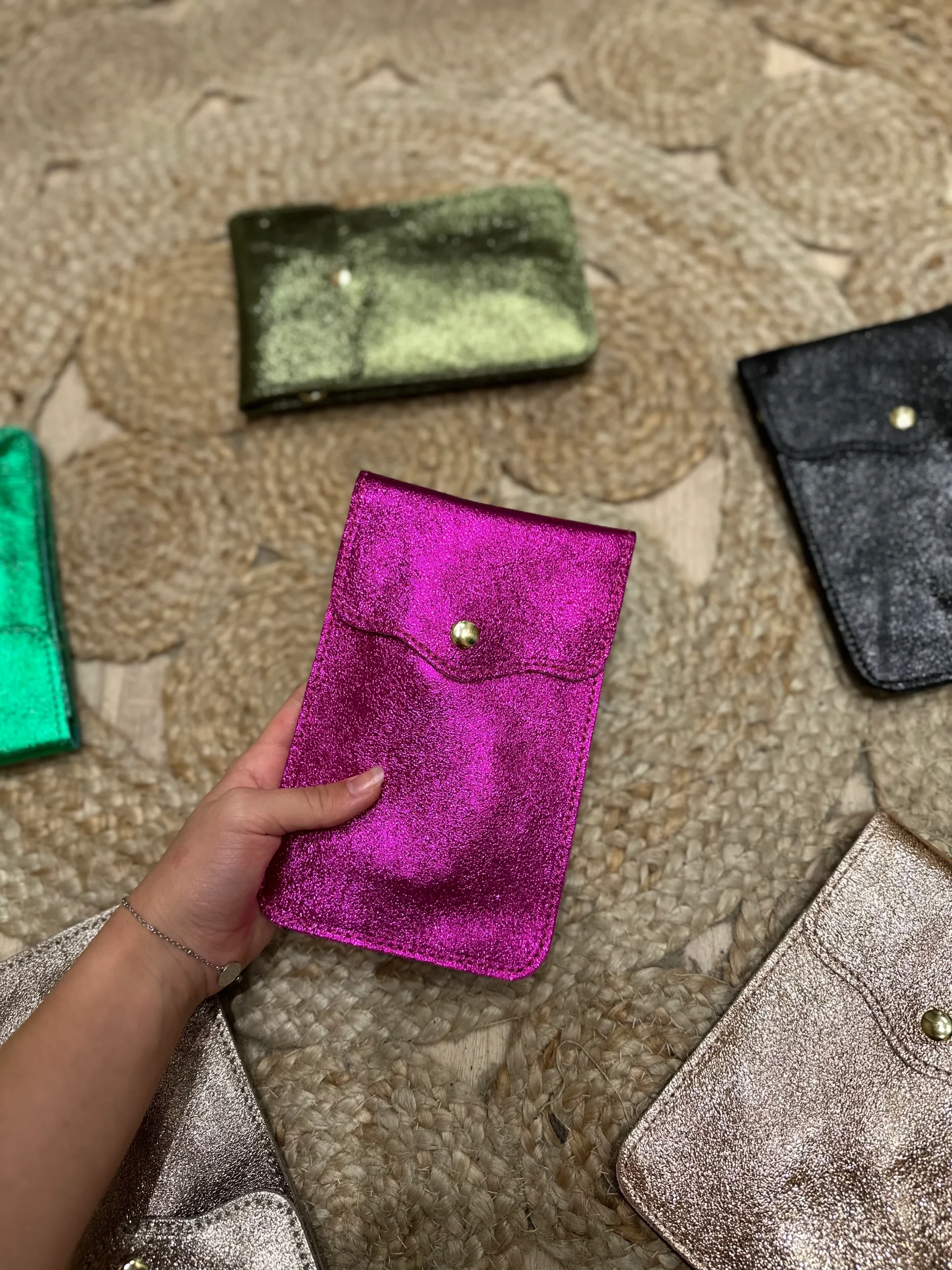 Pochette de téléphone « Louison » – Image 7