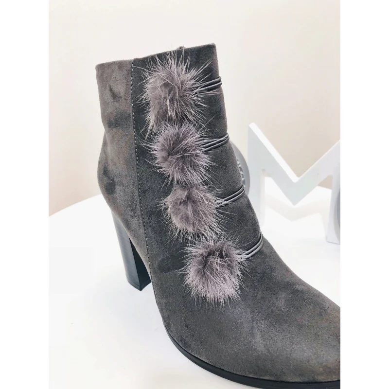 Bottines à pompons Pat – Image 3