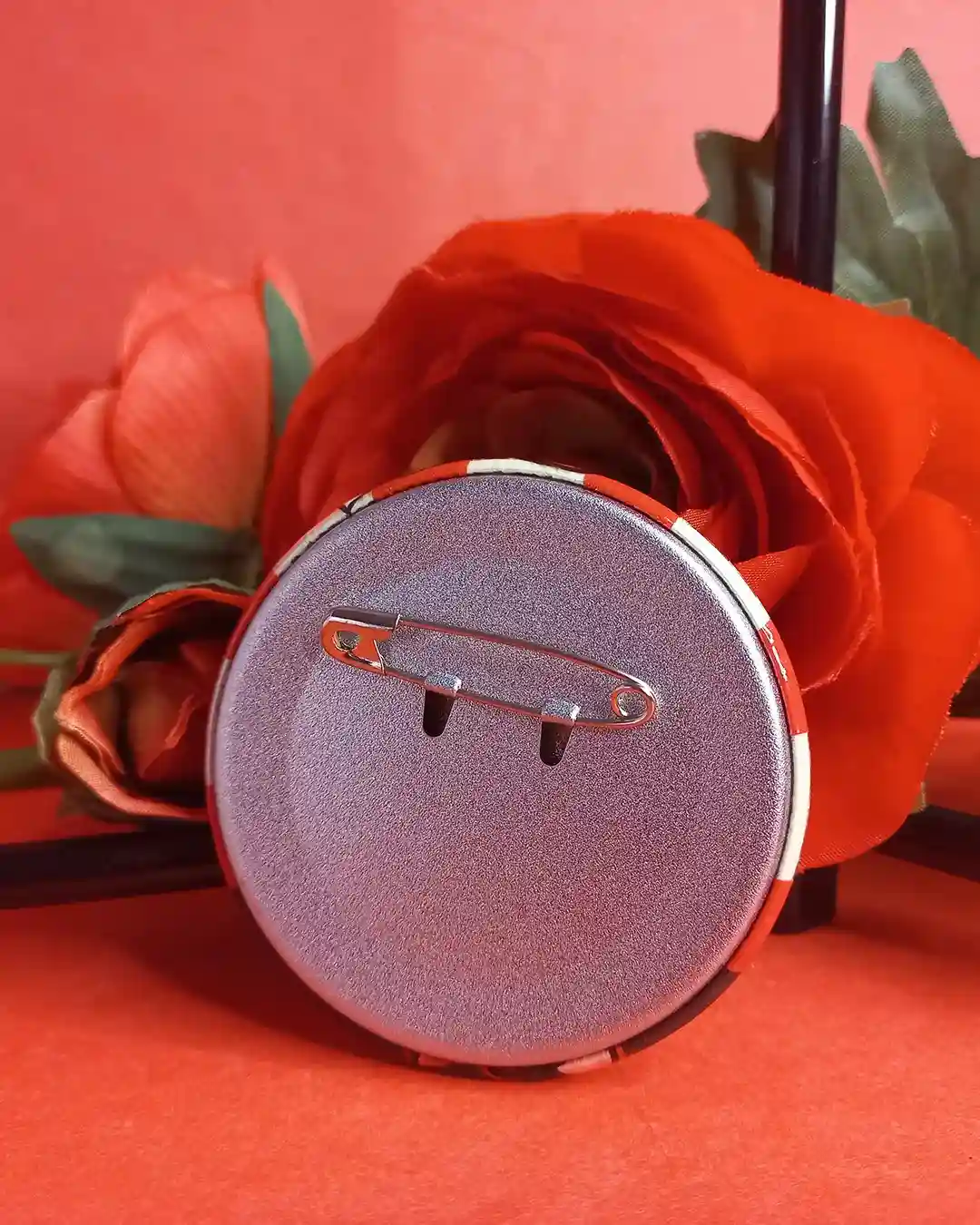 Badge Phosphorescent Geekélia Gamer – Image 3