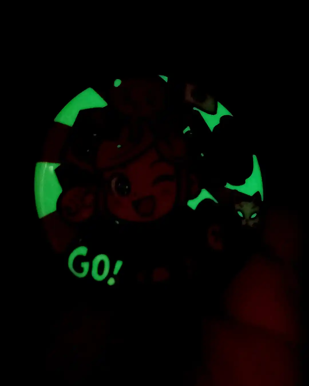 Badge Phosphorescent Geekélia Gamer – Image 5