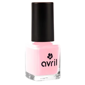 Vernis à ongle rose dragée