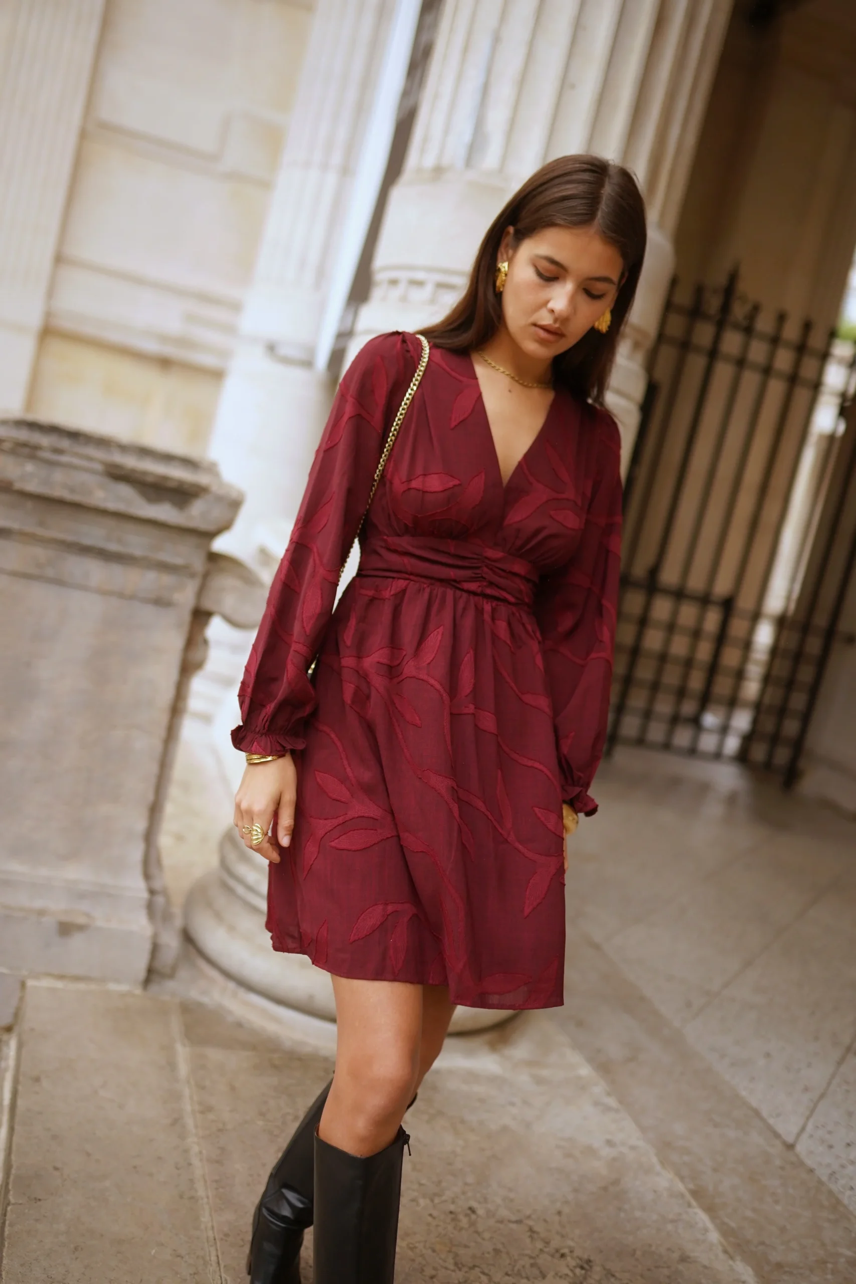Robe Ambre – Col V & motifs d’automne